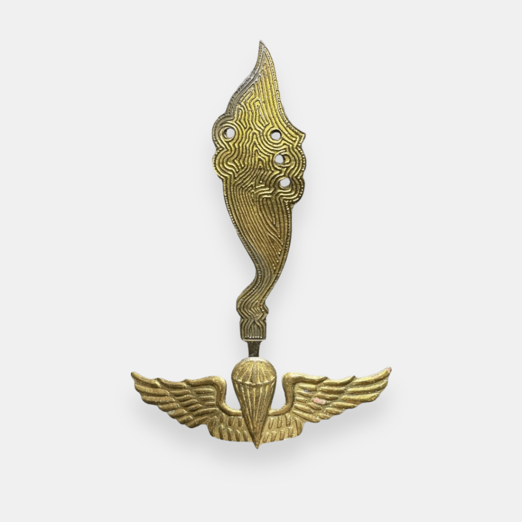 Kujang Knife with Miniature Airborne Wings badge,&nbsp;attributed