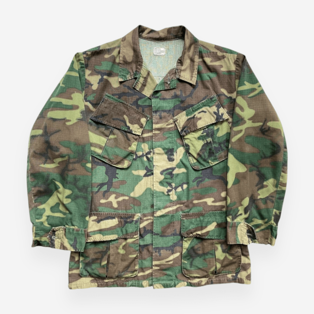 Two-Tone ERDL Camouflage w/ USMC&nbsp;EGA