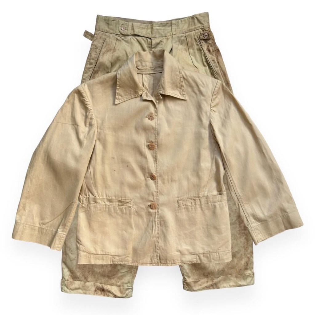 ‘Pejuang Surabaya’ uniform set from the Indonesian War of Independence&nbsp;era.
