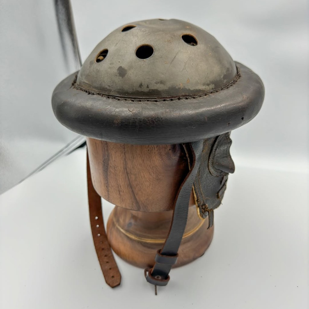 Dutch KNIL Paratrooper Helmet (used by RPKAD and&nbsp;YonKav)