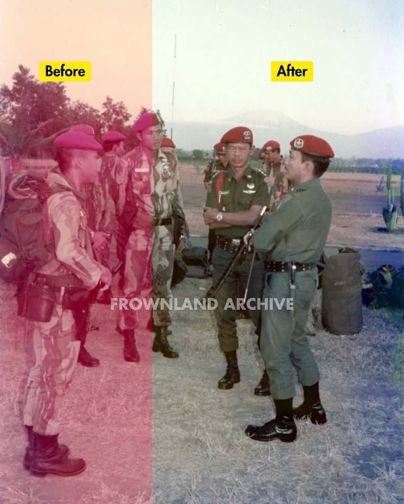 Kopassandha deployment era Yogie S. Memet (berdiri paling kanan)