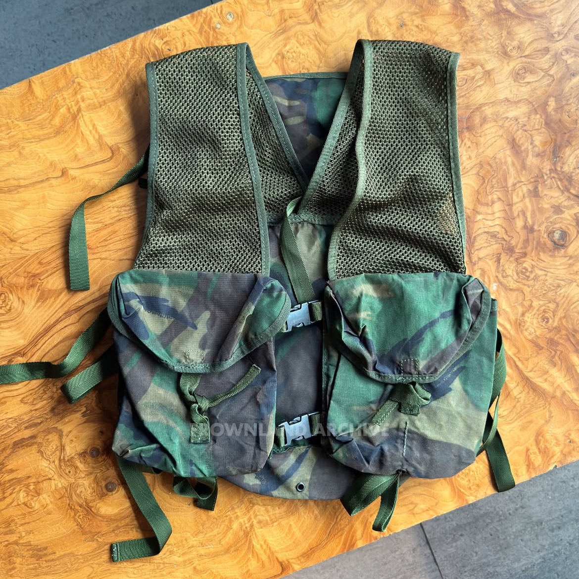 DPM Camo Experimental CQC Assault Vest [More Period Photos]
